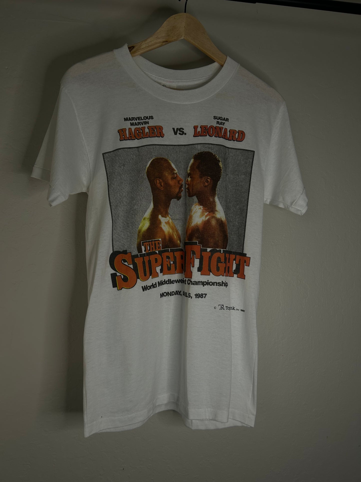 Vintage 80s Leonard vs Hagler Boxing Tee