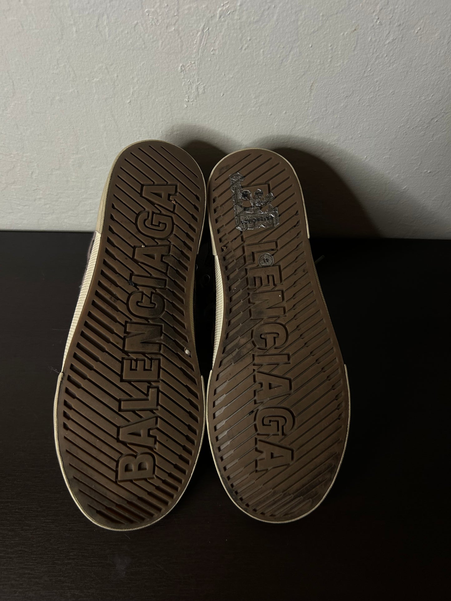 Balenciaga Paris Sneakers