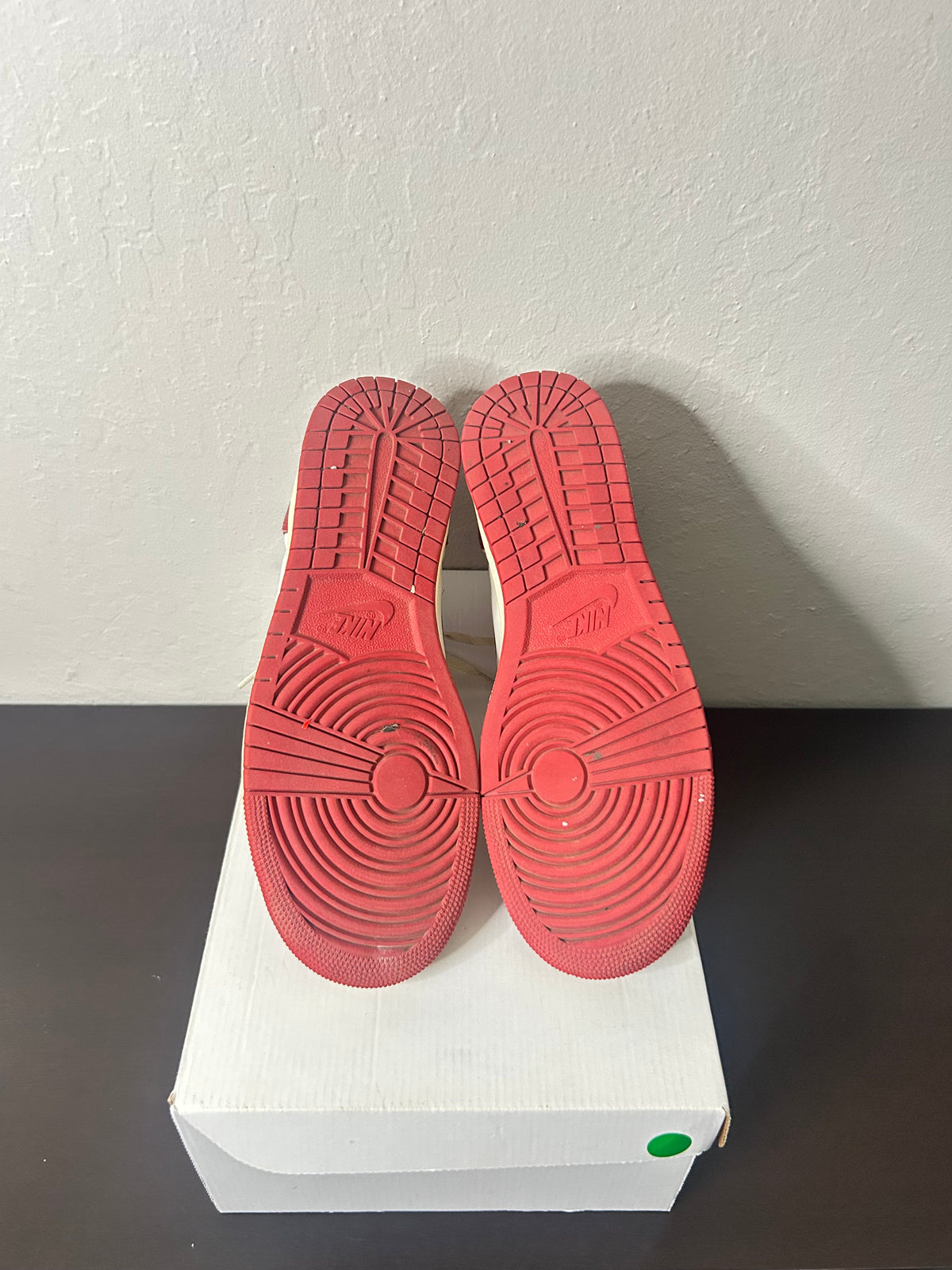 Jordan 1 Chicago 1985s
