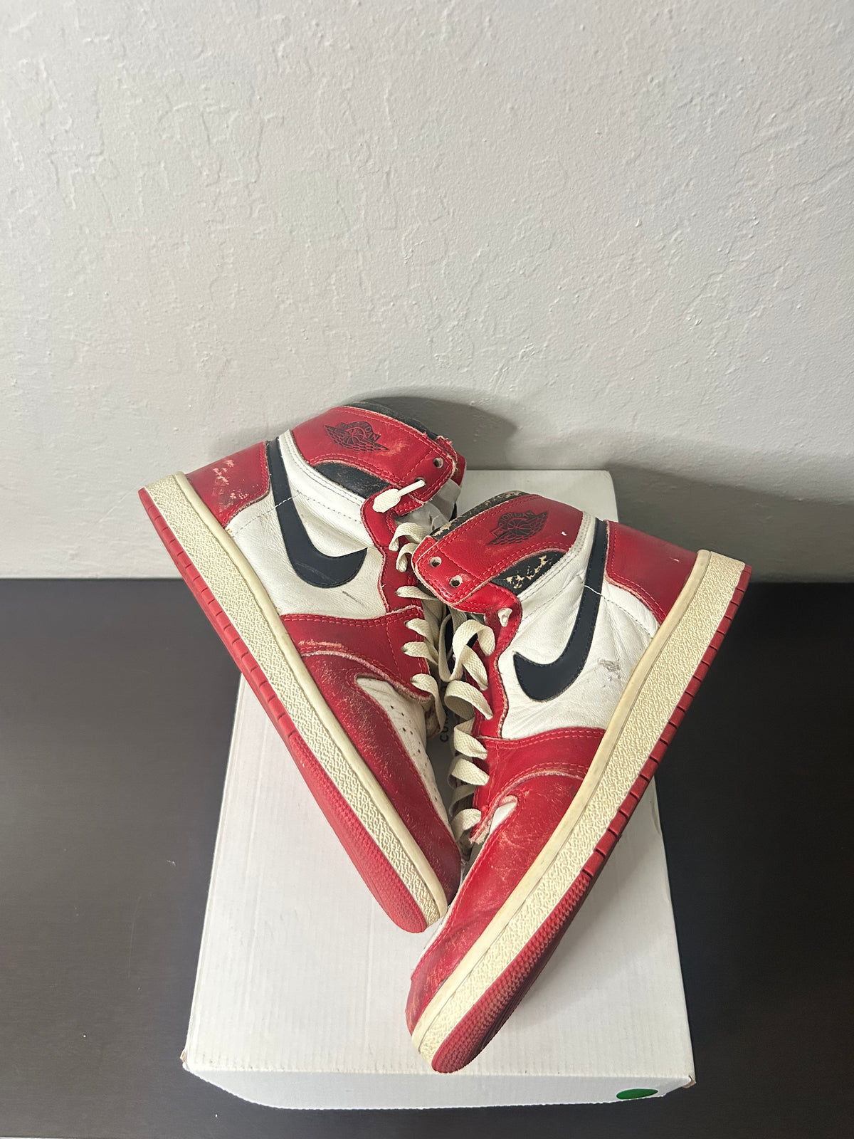 Jordan 1 Chicago 1985s