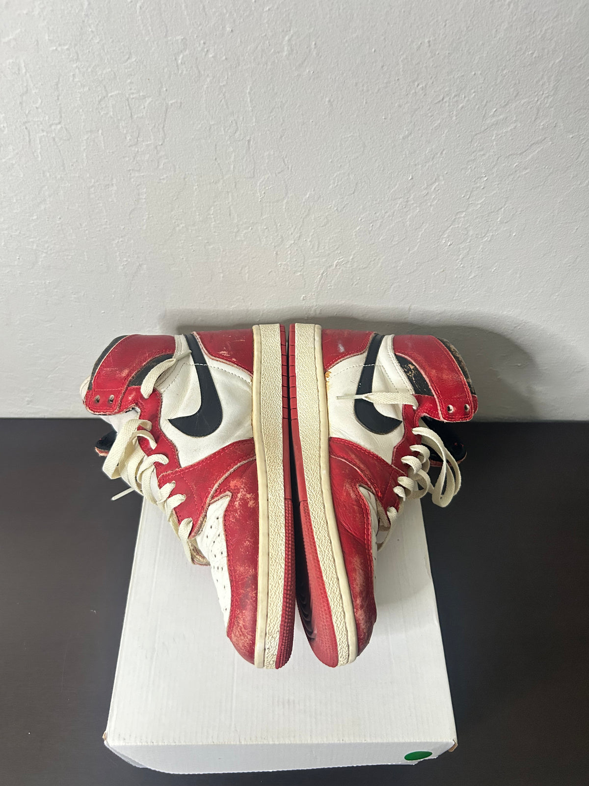 Jordan 1 Chicago 1985s