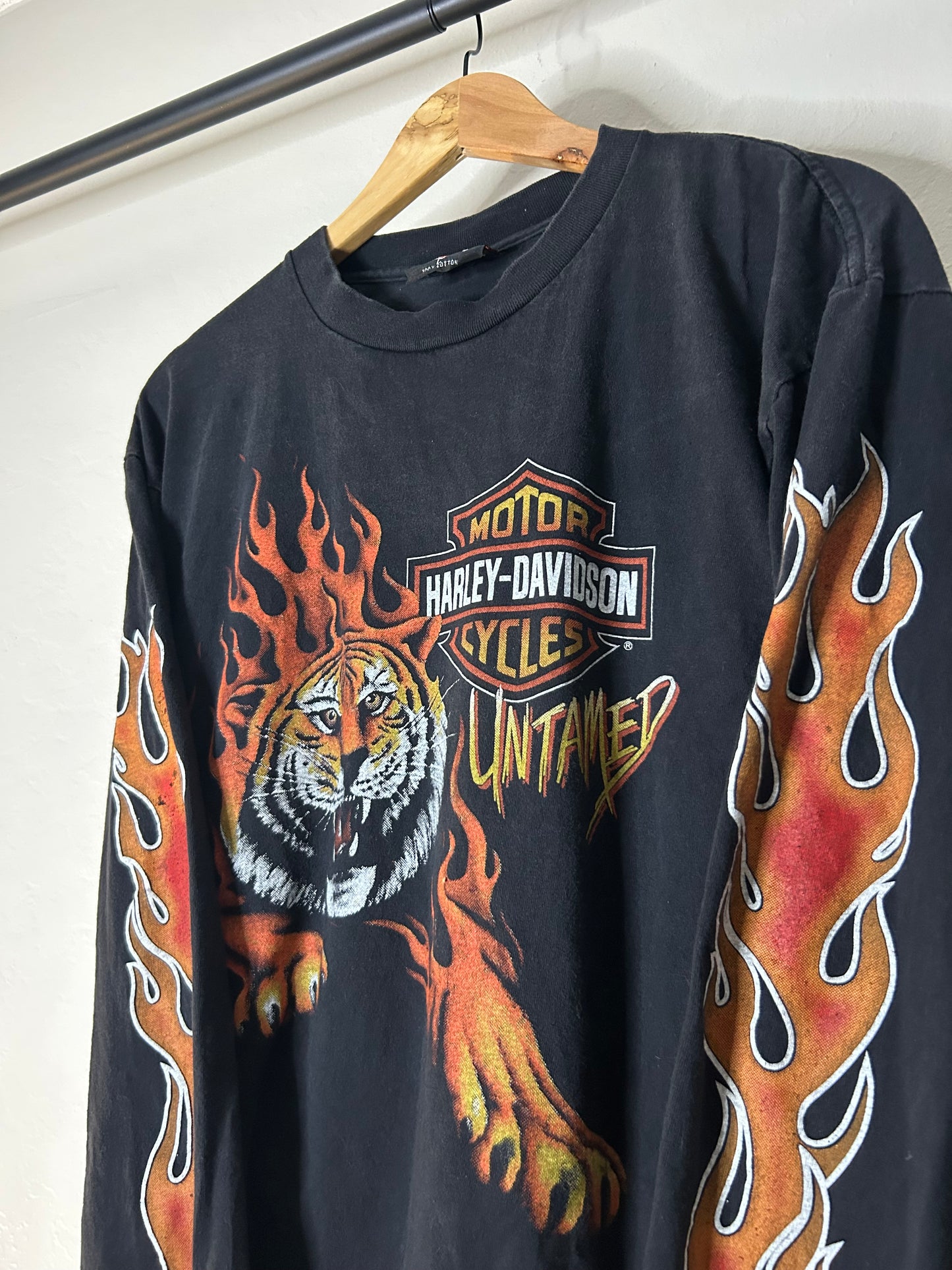 Vintage Harley Davidson Untamed Tiger Flame Longsleeve