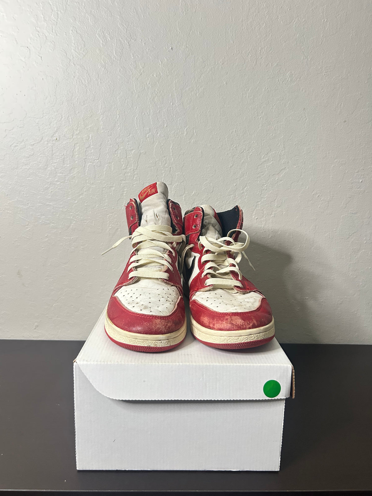 Jordan 1 Chicago 1985s