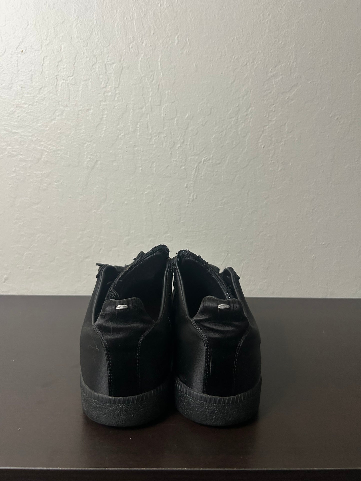 Maison Margiela Black Velvet Gats